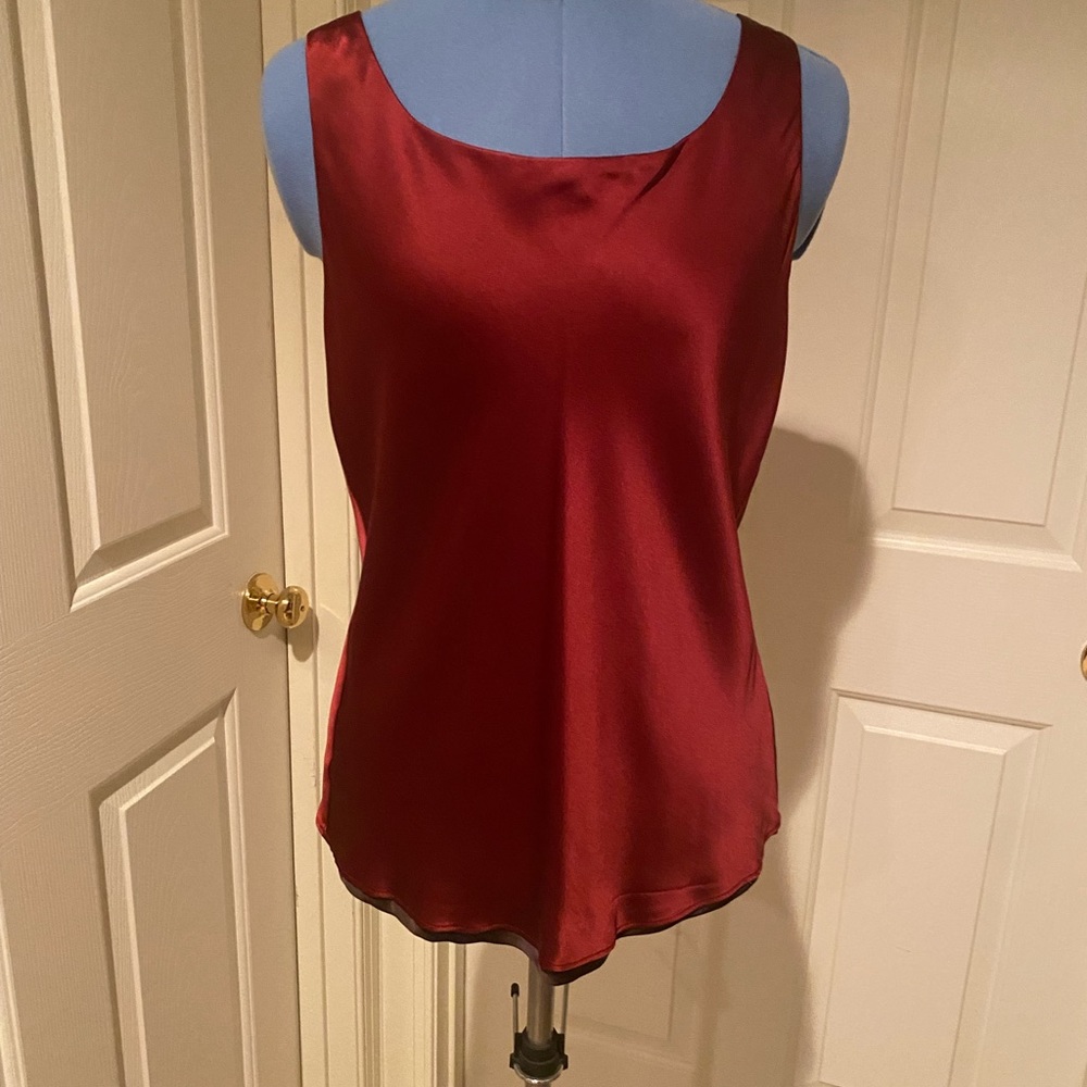 Lafayette 148 reversible sleeveless tank, size 6, in maroon and chocolate brown